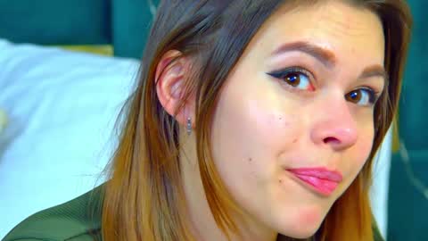 Snapshot of pollylanders chatting on 12.26.24 Polly online show from 12.26.24