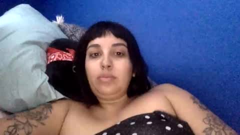 Snapshot of polymamii chatting on 02.01.26 polymamii online show from 02.01.26