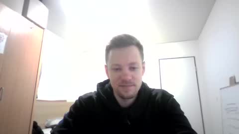 Snapshot of pommesmiteiscreme chatting on 02.08.25 pommesmiteiscreme online show from 02.08.25