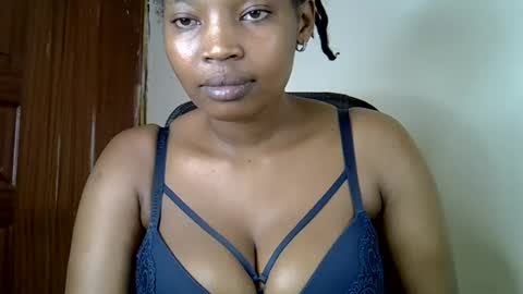 pookie245909 online show from 06.15.26