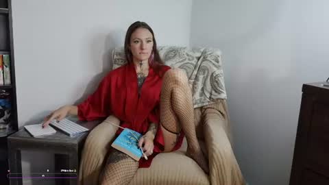 Snapshot of poppyquinn chatting on 07.04.26 PoppyQuinn online show from 07.04.26