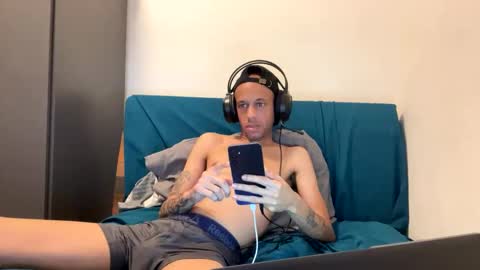 Snapshot of porce_lover chatting on 04.19.26 Porce online show from 04.19.26