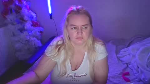 Snapshot of pornbusty chatting on 01.10.25 MelissOfficial online show from 01.10.25