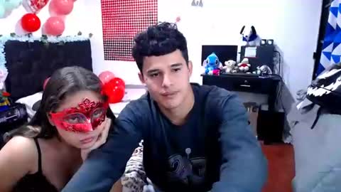 Snapshot of porno776926 chatting on 07.22.26 wendy y freddy online show from 07.22.26