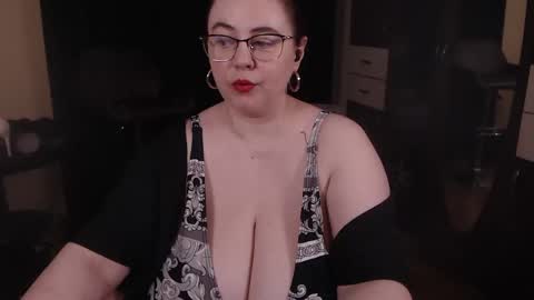 Snapshot of posh_mistress chatting on 01.17.25 PoshMistres    online show from 01.17.25