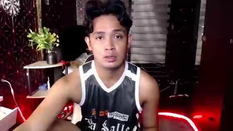 Snapshot of posiedon_cums chatting on 01.07.26 VEeeAsian online show from 01.07.26