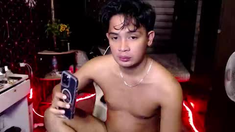 Snapshot of posiedon_cums chatting on 02.09.26 VEeeAsian online show from 02.09.26
