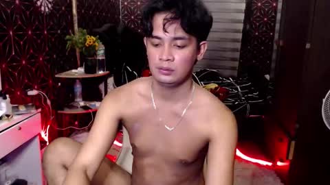 Snapshot of posiedon_cums chatting on 02.28.26 VEeeAsian online show from 02.28.26