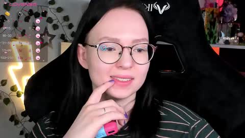 Snapshot of power_robynn chatting on 01.15.26 Robyn online show from 01.15.26