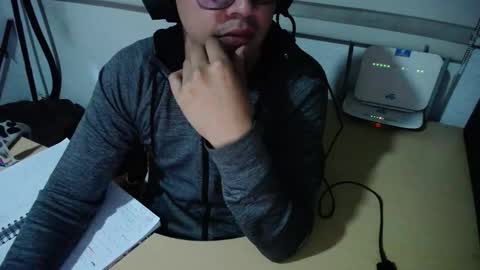 powerfulzeus2 online show from 09.11.25