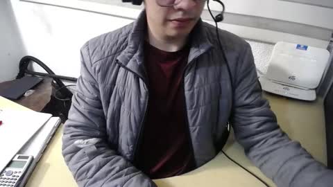 powerfulzeus2 online show from 11.11.25