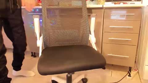 Snapshot of powerofthor69 chatting on 12.03.25 alex online show from 12.03.25