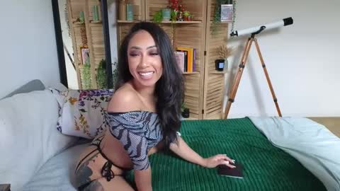 Snapshot of preeminentjess chatting on 12.27.24 PreeminentJess online show from 12.27.24