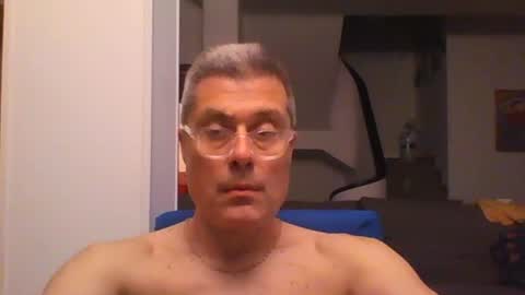 Snapshot of prendimisubito chatting on 05.28.26 prendimisubito online show from 05.28.26