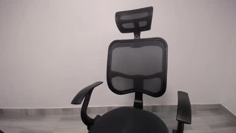 Plux online show from 03.04.25