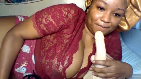 Snapshot of prettie_diva0 chatting on 05.25.26 Prettie diva online show from 05.25.26