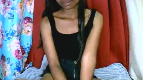 prettiethalia online show from 11.14.25