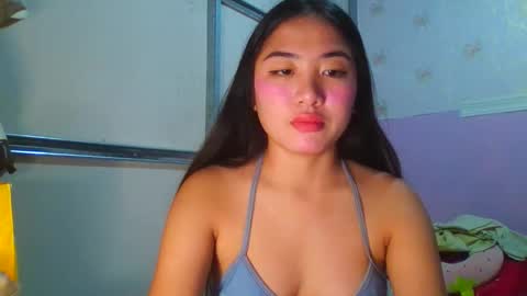 Snapshot of pretty_am chatting on 05.06.26 pretty_am online show from 05.06.26