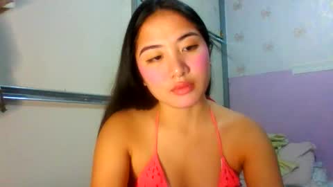 Snapshot of pretty_am chatting on 05.10.26 pretty_am online show from 05.10.26