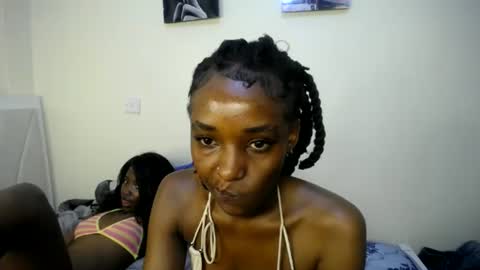 Snapshot of pretty_babe123 chatting on 06.28.26 Pretty Babe123 online show from 06.28.26