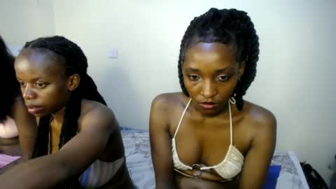 Snapshot of pretty_babe123 chatting on 07.07.26 Pretty Babe123 online show from 07.07.26