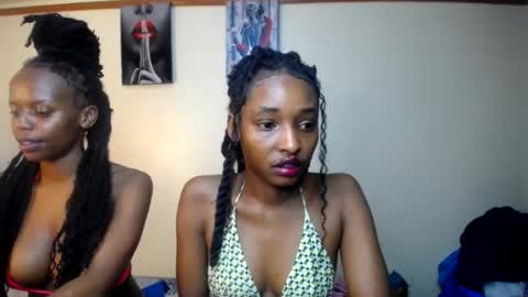 Snapshot of pretty_babe123 chatting on 07.28.26 Pretty Babe123 online show from 07.28.26