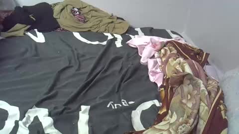 Snapshot of pretty_barbz chatting on 03.03.25 pretty_barbz online show from 03.03.25