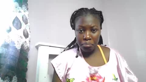 Snapshot of pretty_barbz chatting on 03.04.25 pretty_barbz online show from 03.04.25