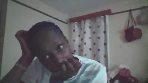 Snapshot of pretty_beib chatting on 11.01.25 Karol online show from 11.01.25