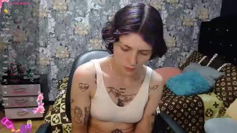 pretty_cristal22 online show from 04.19.26