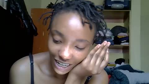 Snapshot of pretty_jazmine chatting on 03.16.26 Jaz online show from 03.16.26