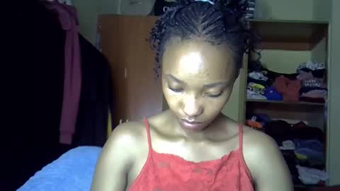 Snapshot of pretty_jazmine chatting on 04.19.26 Jaz online show from 04.19.26