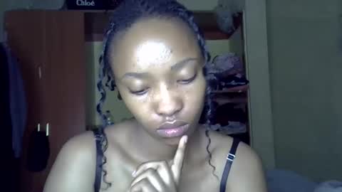 Snapshot of pretty_jazmine chatting on 04.27.26 Jaz online show from 04.27.26