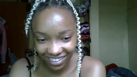 Snapshot of pretty_jazmine chatting on 05.13.26 Jaz online show from 05.13.26