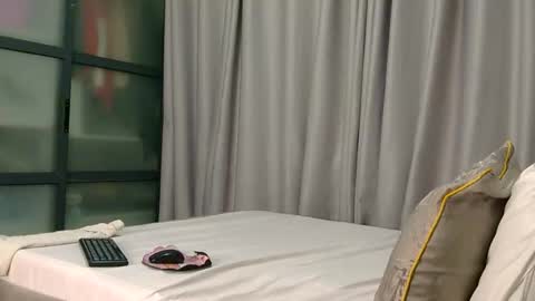 pretty_josey online show from 05.25.26
