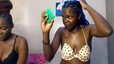 naya online show from 03.18.26