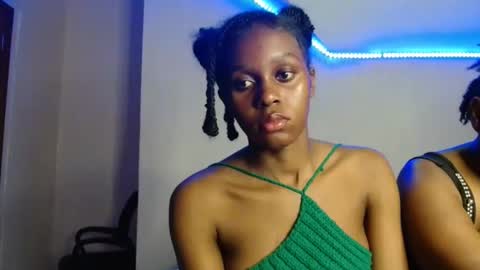 Snapshot of pretty_nyra chatting on 04.28.26 Nyra online show from 04.28.26