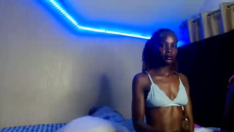 Snapshot of pretty_nyra chatting on 05.18.26 Nyra online show from 05.18.26