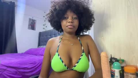 Pretty peaches online show from 12.15.25