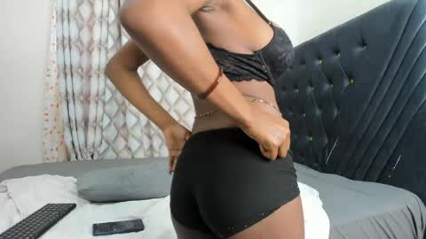 pretty_peshy online show from 04.17.26