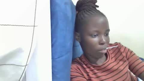 pretty_petite_ebony online show from 04.12.26