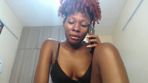 Snapshot of pretty_pixel chatting on 10.19.25 pretty_pixel online show from 10.19.25