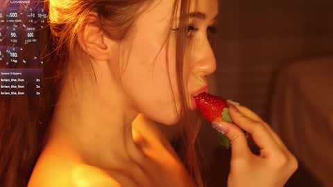 Elina online show from 01.25.25