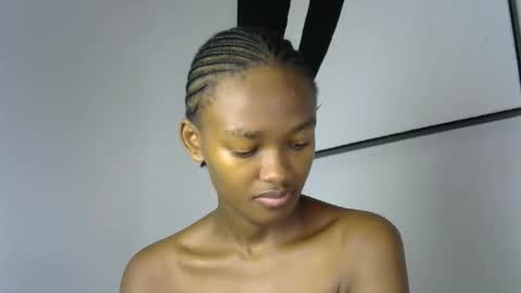Snapshot of pretty_queennie chatting on 04.30.26 Pretty doll online show from 04.30.26