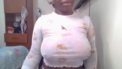 pretty_shila online show from 03.15.26