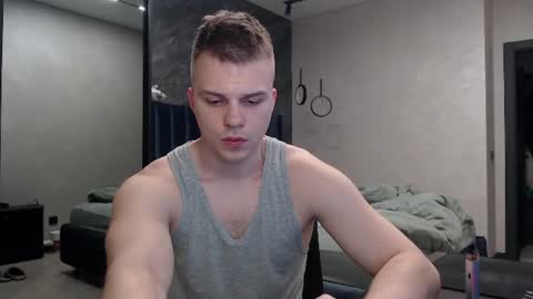 Snapshot of pretty_sweety chatting on 07.26.26 Justin online show from 07.26.26