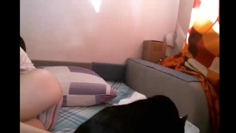 Bella online show from 10.17.25