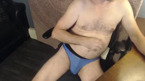 Snapshot of prettybigben chatting on 10.28.25 prettybigben online show from 10.28.25