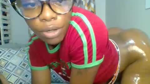 PrettyEla online show from 02.14.26