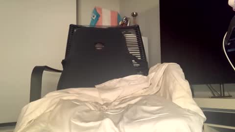 Pretty or Flacka  online show from 03.02.26